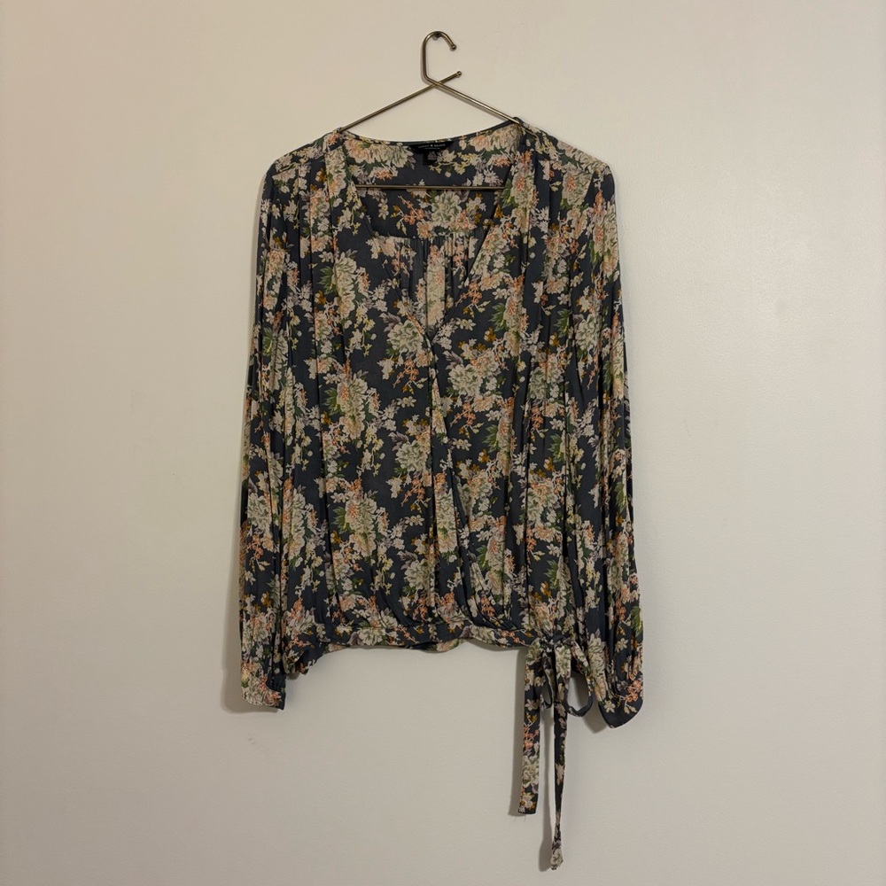 Lucky Brand Floral Tie-Waist Blouse - Size Large - Picture 2 of 15
